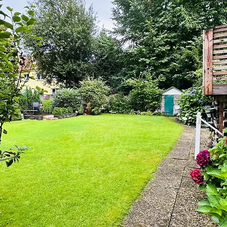 Stader Kapitaenshaus Mit Garten