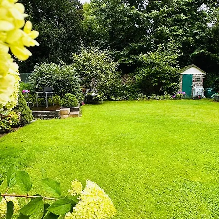 Stader Kapitaenshaus Mit Garten *